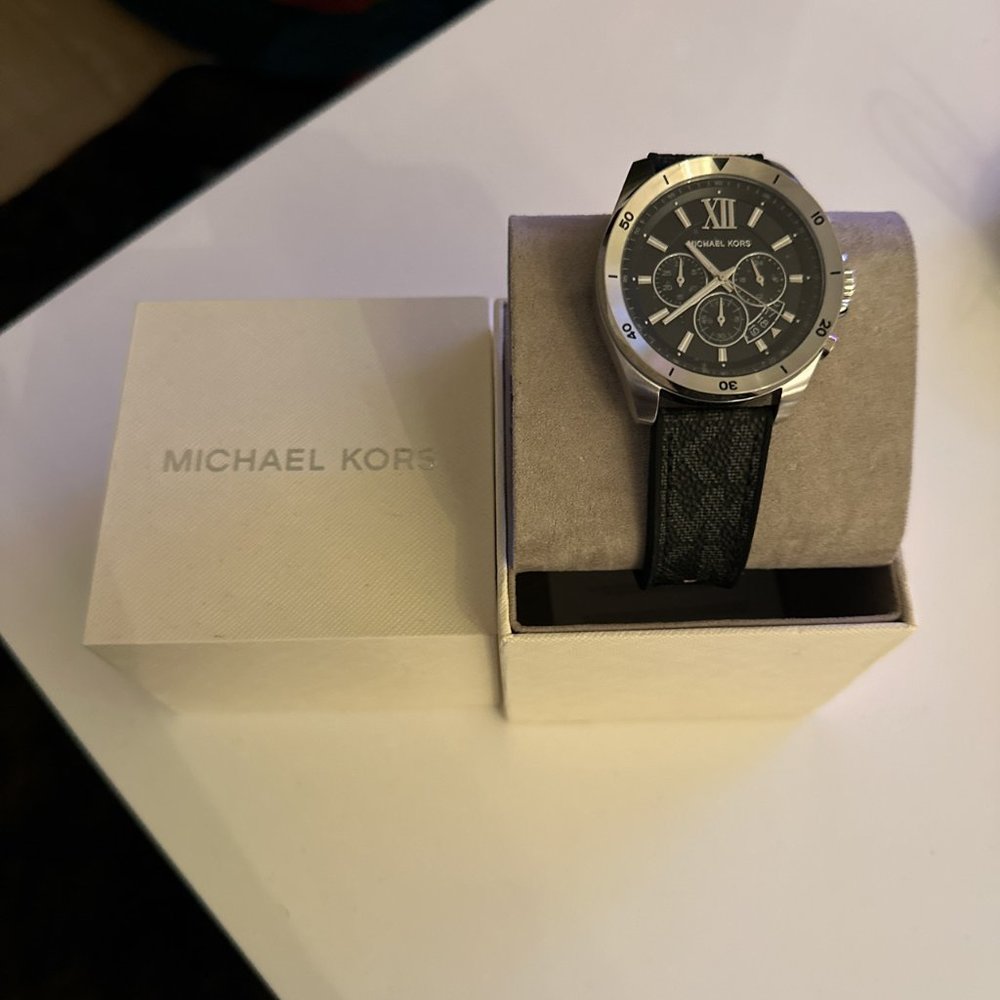 Michael Kors Watch New In Box